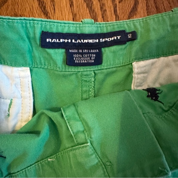 Ralph Lauren Sport Classic Fit Pony Logo 3.5” Chino Shorts - Green - Picture 4 of 4